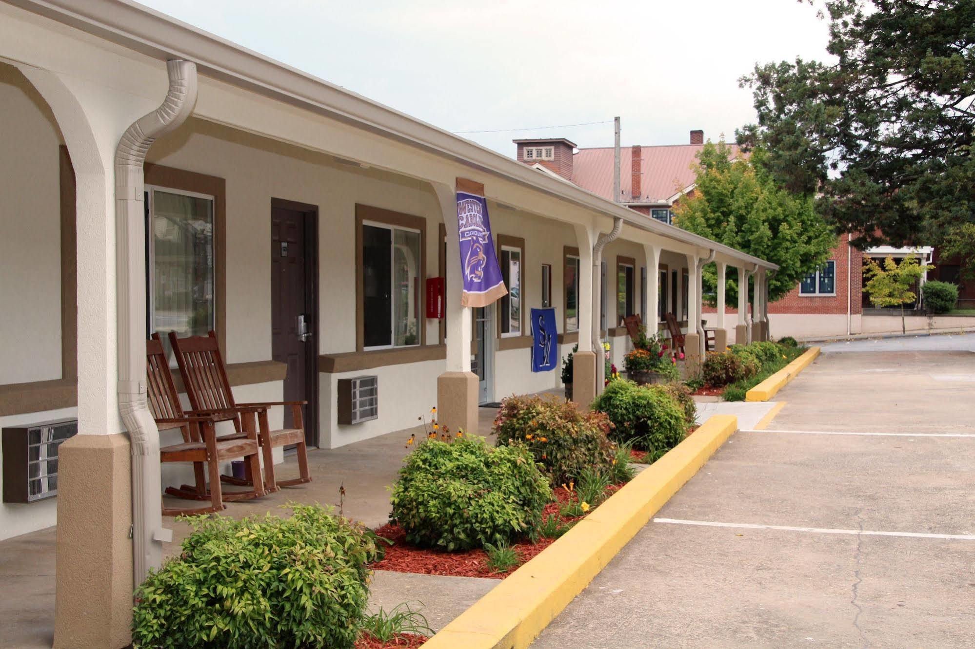Blue Ridge Inn Sylva Εξωτερικό φωτογραφία